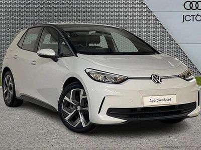Used VW ID.3 Pro 150 kW (204 HP) 2025 White Hatchback