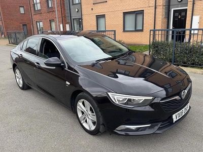 Used Vauxhall Insignia SRi 136 HP (100 kW) 2018 Black Hatchback