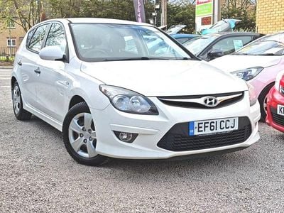 Used Hyundai i30 Classic 2011 White Hatchback