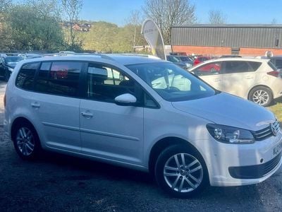 Usado VW Touran SE 105 HP (77 kW) 2012 Branco Monovolume
