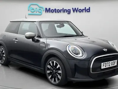 Used Mini Cooper Exclusive 136 HP (100 kW) 2023 Blue Hatchback