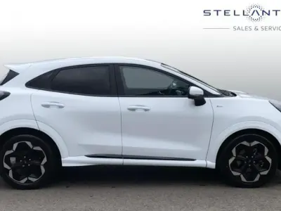 Usado Ford Puma ST-Line X 153 HP (112 kW) 2024 Branco SUV