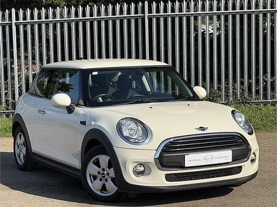 Usado Mini ONE Hatch 102 CV (75 kW) 2016 Blanco Utilitario