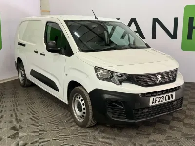 Used Peugeot Partner 131 HP (96 kW) 2023 White MPV