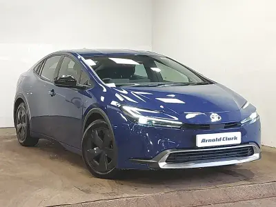 Used Toyota Prius Design 223 HP (164 kW) 2025 Blue Hatchback