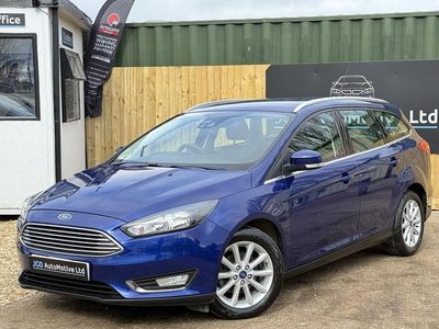 Used Ford Focus Titanium 120 HP (88 kW) 2016 Blue Estate