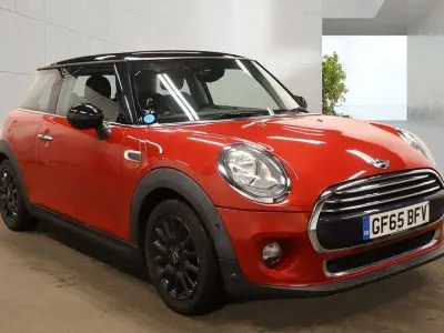 Used Mini Cooper Hatch 136 HP (100 kW) 2015 Red Hatchback