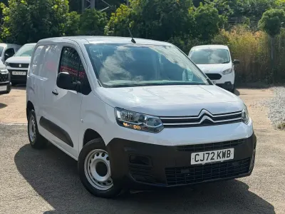Used Citroën Berlingo 100 HP (73 kW) 2023 White MPV