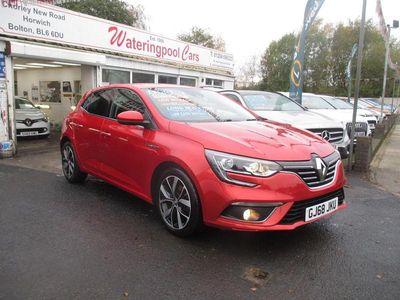 Used Renault Mégane IV Iconic 140 HP (102 kW) 2018 Red Hatchback