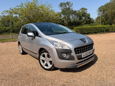 Used Peugeot 3008 Allure 2013 Silver Estate