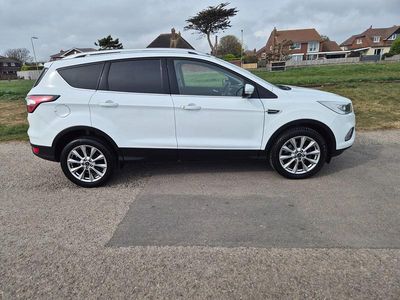 Used Ford Kuga Titanium 150 HP (110 kW) 2019 Frozen white SUV