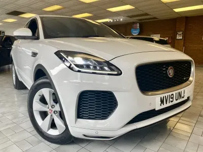 Used Jaguar E-Pace R-Dynamic 150 HP (110 kW) 2019 White SUV