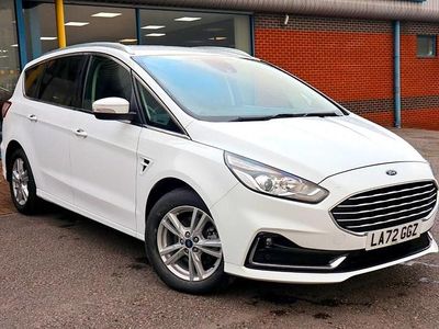 Used Ford S-MAX Titanium 190 HP (139 kW) 2022 White MPV