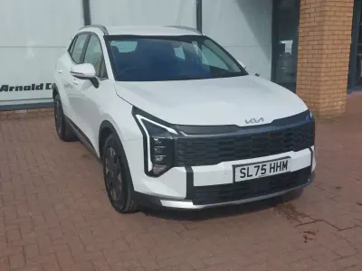 New Kia Sportage 147 HP (108 kW) 2025 White SUV