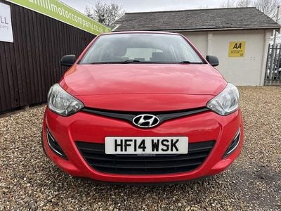 Used Hyundai i20 Active 2013 Red Hatchback
