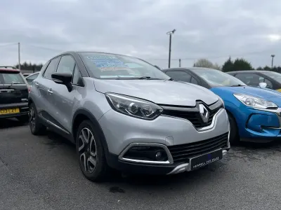 Used Renault Captur Signature 90 HP (66 kW) 2015 Silver SUV