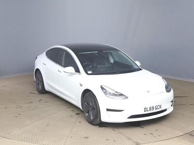 Used Tesla Model 3 Standard Range Plus 239 kW (325 HP) 2019 Sedan