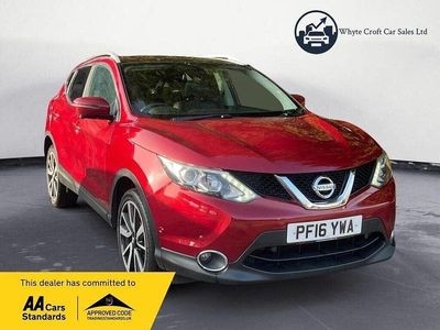 Used Nissan Qashqai Tekna 115 HP (84 kW) 2016 Red SUV