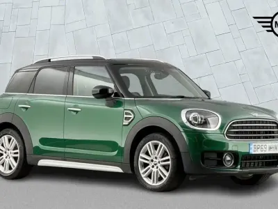 Used Mini Cooper Countryman Exclusive 136 HP (100 kW) 2019 Green SUV