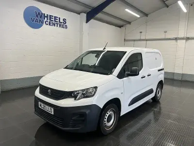 Used Peugeot Partner S 75 HP (55 kW) 2020 White MPV