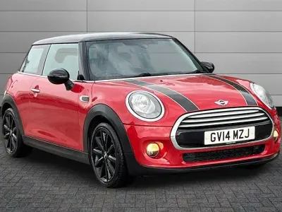 Used Mini Cooper 136 HP (100 kW) 2014 Red Hatchback