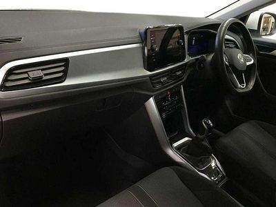 Usado VW T-Roc Life 150 HP (110 kW) 2023 Branco SUV