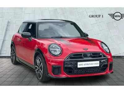 Used Mini Cooper Hatch 114 kW (156 HP) 2025 Red Hatchback