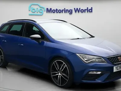 Used Seat Leon ST 4Drive 300 HP (220 kW) 2019 Blue Estate