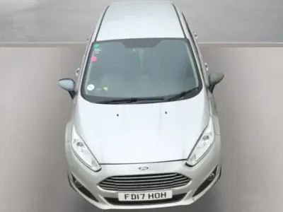 Used Ford Fiesta Zetec 82 HP (60 kW) 2017 Silver Hatchback