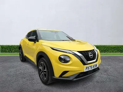 Used Nissan Juke N-Connecta 114 HP (83 kW) 2025 Yellow SUV