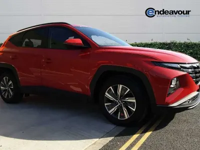 Usado Hyundai Tucson SE 150 HP (110 kW) 2022 Vermelho SUV