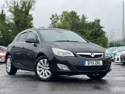 Used Vauxhall Astra Elite 165 HP (121 kW) 2011 Black Hatchback