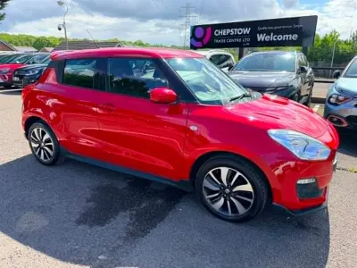 Używany Suzuki Swift 90 KM (66 kW) 2019 Czerwony Hatchback