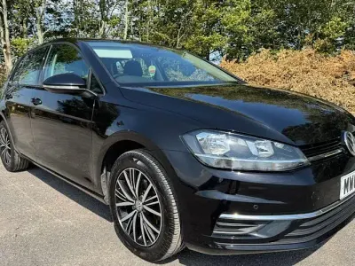 Used VW Golf VII SE 110 HP (80 kW) 2017 Black Hatchback