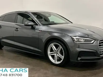 Usado Audi A5 Sportback S-Line 252 HP (185 kW) 2018 Cinzento Citadino