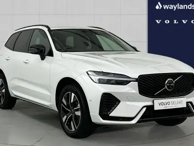 Used Volvo XC60 Plus 247 HP (181 kW) 2025 White SUV