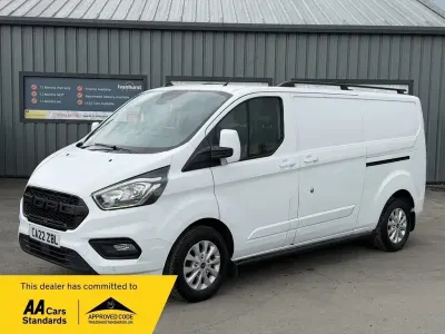 Begagnad Ford Transit Custom Limited 130 HK (95 kW) 2022 Vit Van