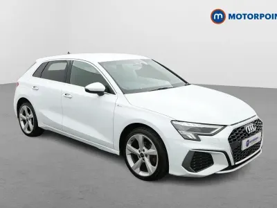 Begagnad Audi A3 e-tron S-Line 2024 Vit Halvkombi