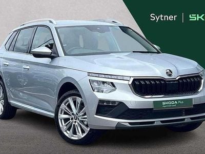 Begagnad Skoda Kamiq Design Edition 115 HK (84 kW) 2025 Silver SUV