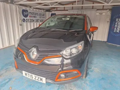 Used Renault Captur Dynamique 90 HP (66 kW) 2015 Black/orange SUV