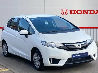 Używany Honda Jazz S 102 KM (75 kW) 2017 Hatchback