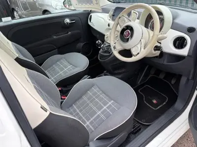 Używany Fiat 500 Lounge 69 KM (50 kW) 2017 Biały Hatchback