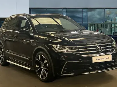 Used VW Tiguan R-line 150 HP (110 kW) 2023 Deep black pearl SUV
