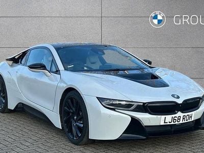 Crystal white / bmwi blue accent Used 2018 BMW i8 Comfort Edition Coupe | £38,950 (Fair price)