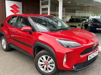 Used Toyota Yaris Hybrid 2024 SUV