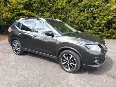Used Nissan X-Trail Tekna 130 HP (95 kW) 2015 Green SUV