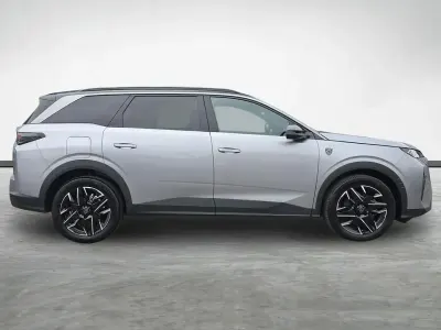 Used Peugeot 5008 GT 134 HP (98 kW) 2025 Grey SUV