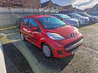 Used Peugeot 107 68 HP (50 kW) 2012 Red Hatchback
