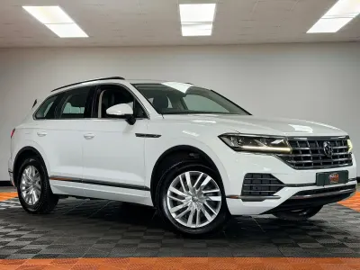 Used VW Touareg SEL 231 HP (169 kW) 2018 White SUV