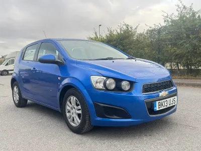 Used Chevrolet Aveo LT 100 HP (73 kW) 2013 Blue Hatchback